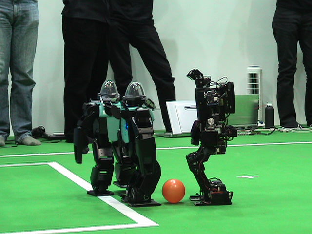 Team Osaka  VS  CIT Brains and Hajime Robot